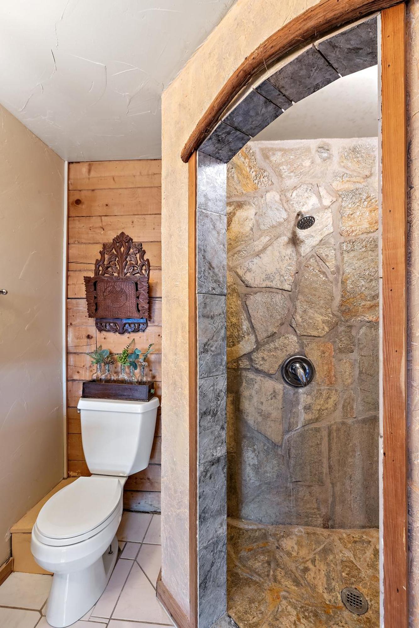 Mighty Oak Log Cabin Фредериксбург Екстериор снимка