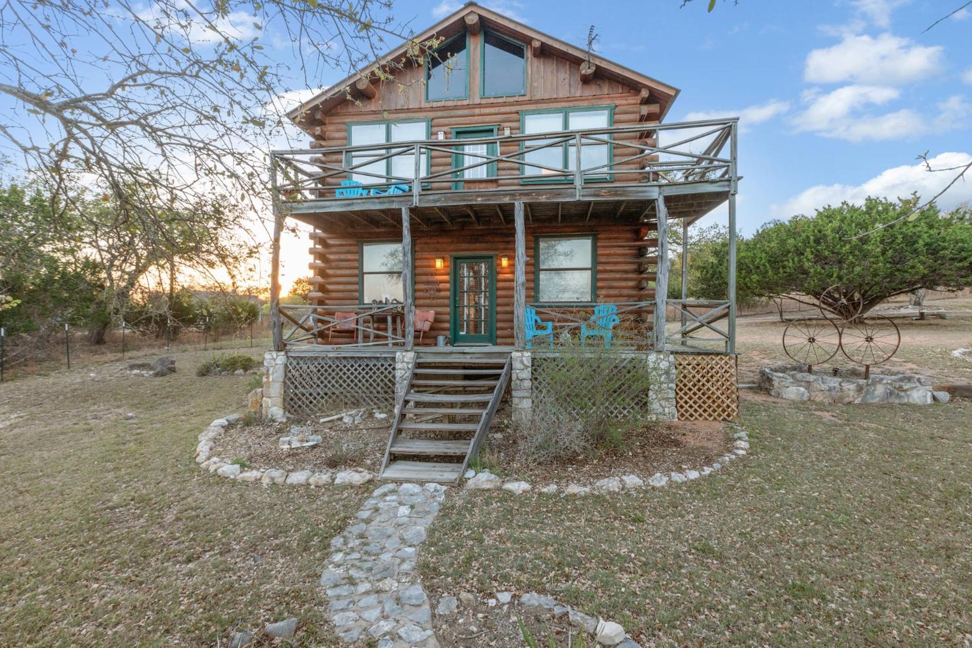 Mighty Oak Log Cabin Фредериксбург Екстериор снимка