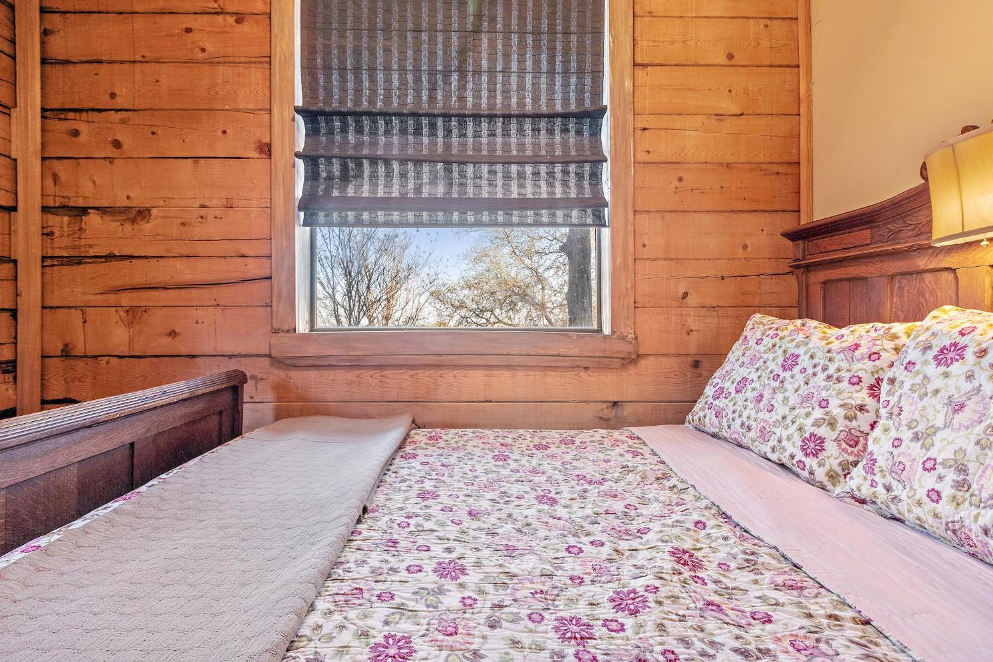 Mighty Oak Log Cabin Фредериксбург Екстериор снимка