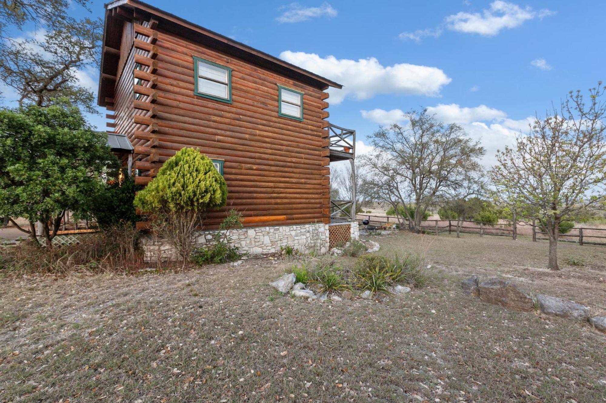 Mighty Oak Log Cabin Фредериксбург Екстериор снимка