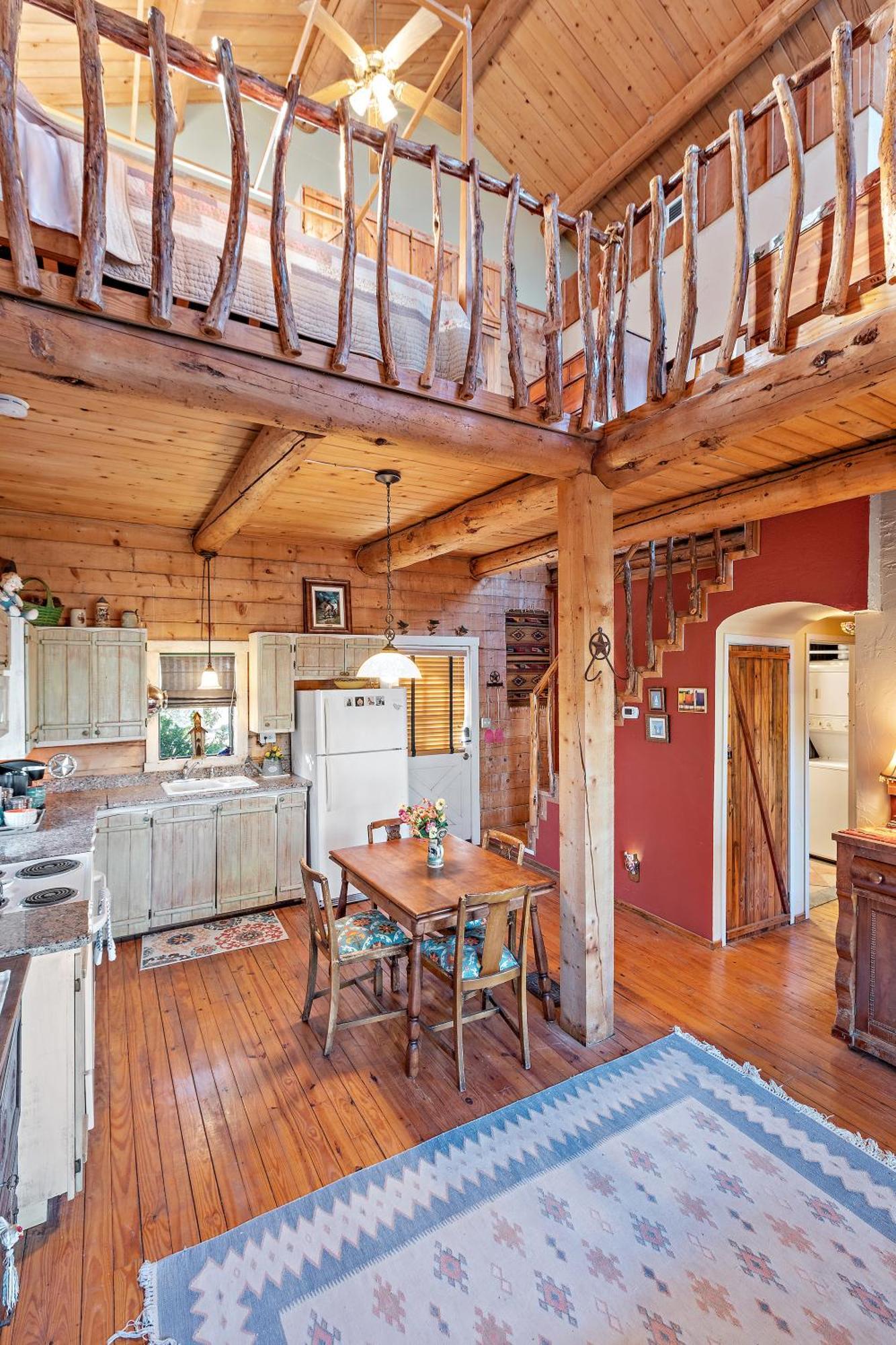 Mighty Oak Log Cabin Фредериксбург Екстериор снимка